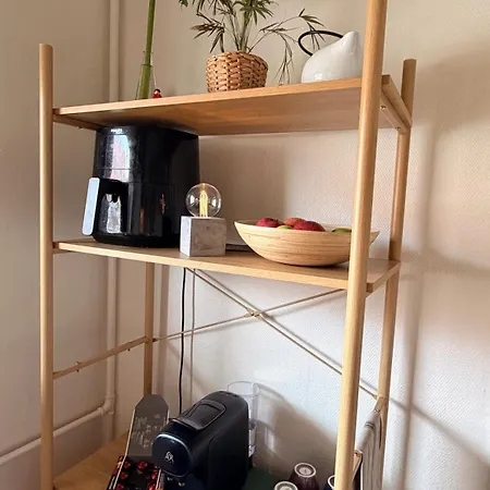 Apartmán With Balcony, Metro And Parking *
